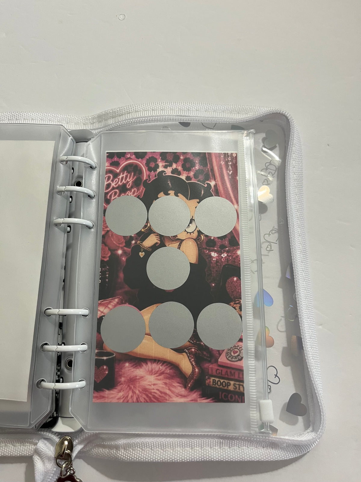 Betty Boop White Zipper A6 savings challenge binder